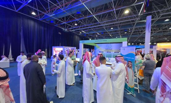 صديق التقنية تستعرض حلولها التقنية في معرض الامتياز التجاري الدولي